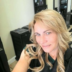 Meet your Posher, Teri